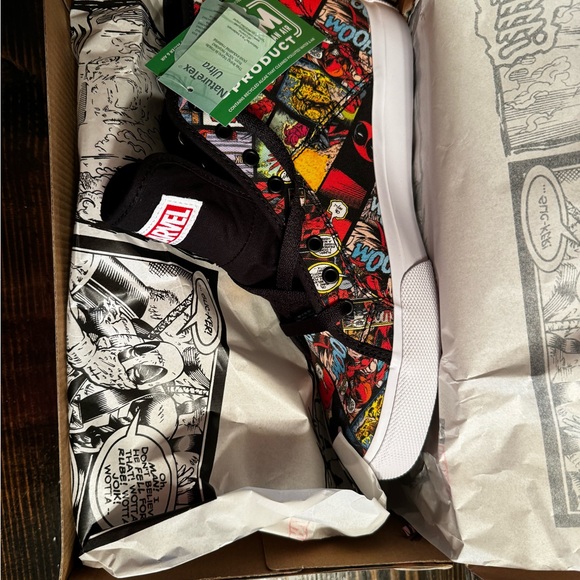 DC Shoes Men’s 9.5 Deadpool Limited edition - Picture 2 of 5